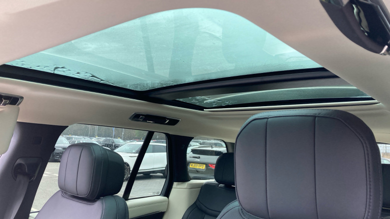 Land Rover Range Rover 3.0 D350 HSE 4dr Auto Diesel Estate